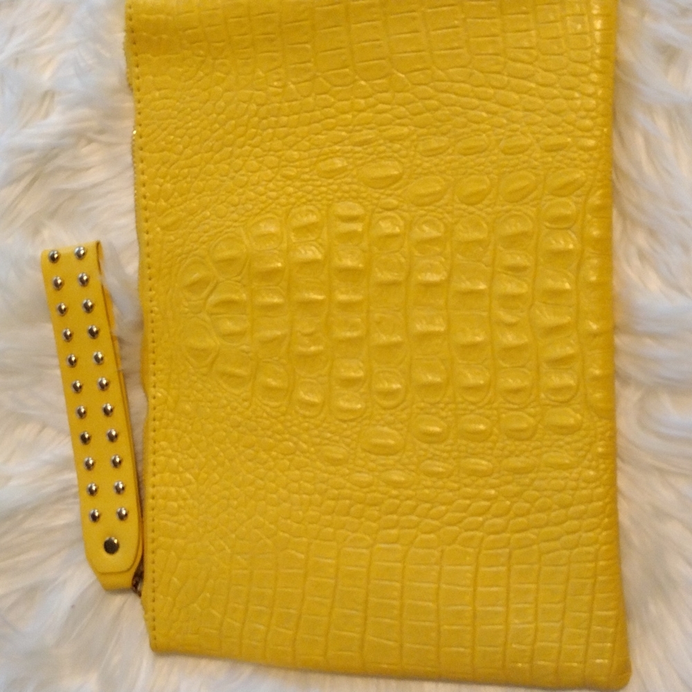 Wristlet Purse